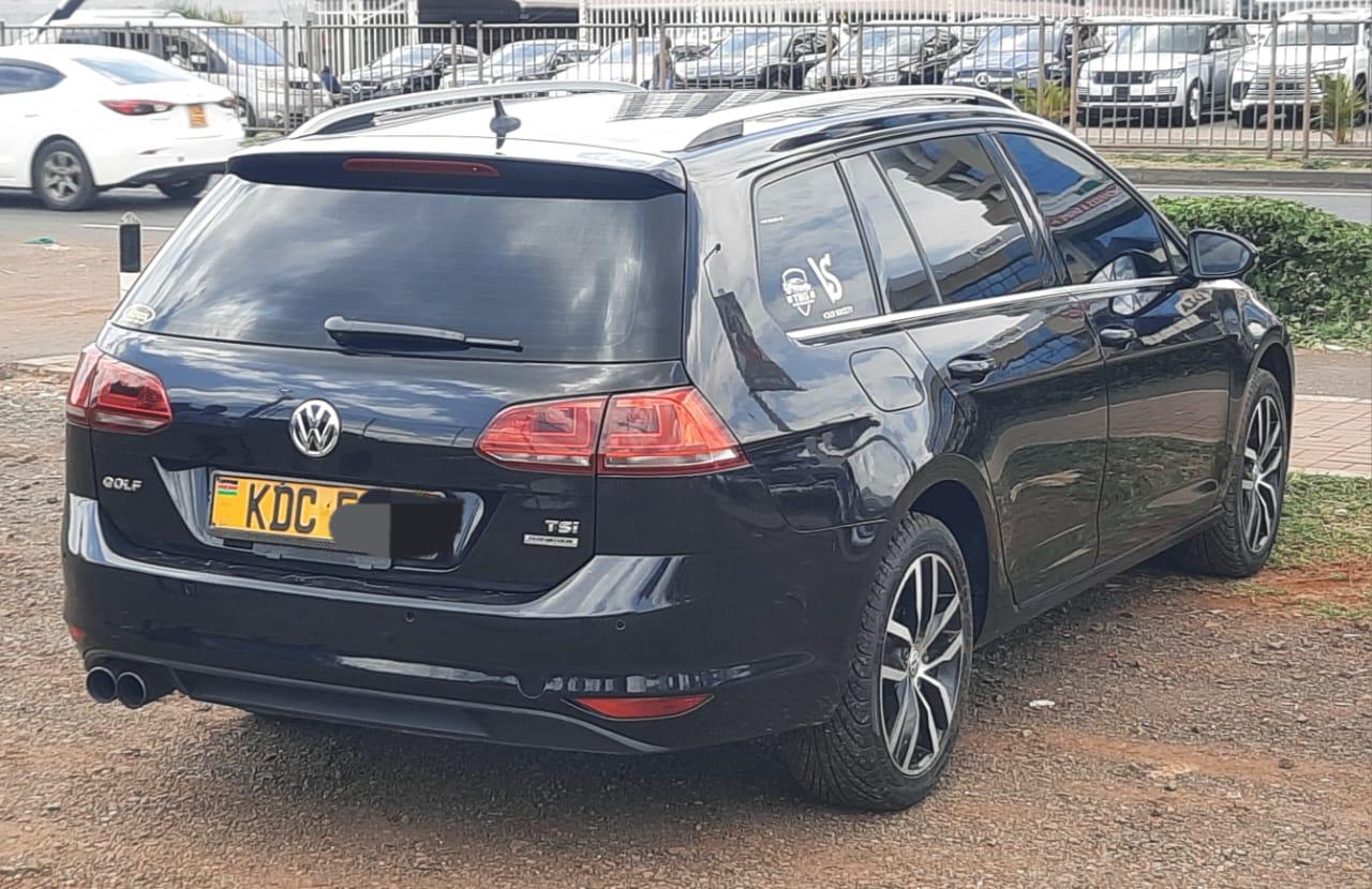 Car Image 10